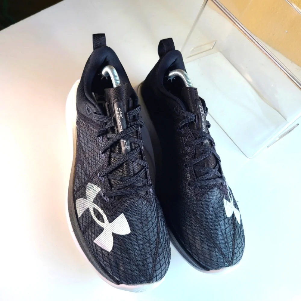 Under Armour Velociti Elite 2 Running Black Carbon Plated Racing Men size 11.5